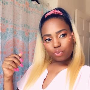 Meet your Posher, Cierra